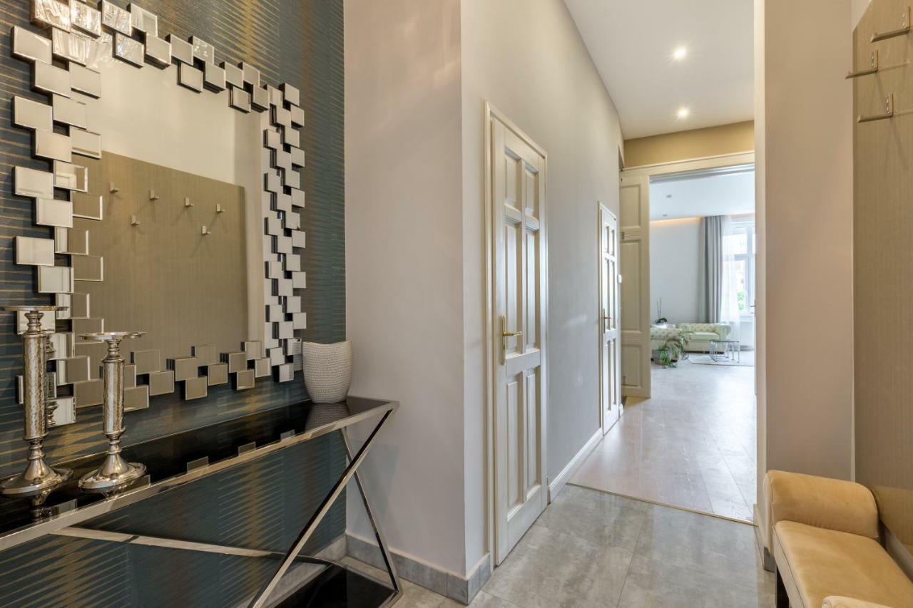 Grand Designer Dream Home In The Center W 3Br/3Bath Βουδαπέστη Εξωτερικό φωτογραφία